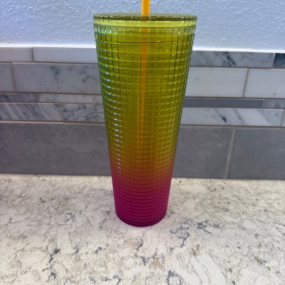 Starbucks 2022 Summer collection Venti 24 oz Cold Cup Tumbler yellow & pink‎ - Picture 4 of 7